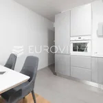 Rent 2 bedroom apartment of 56 m² in Split