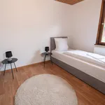 Miete 3 Schlafzimmer wohnung von 90 m² in Winterbach