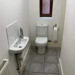 Rent 5 bedroom flat in West Midlands