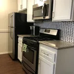 Rent 2 bedroom apartment in Huntington Beach