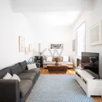 Rent 3 bedroom apartment of 150 m² in Lisbon