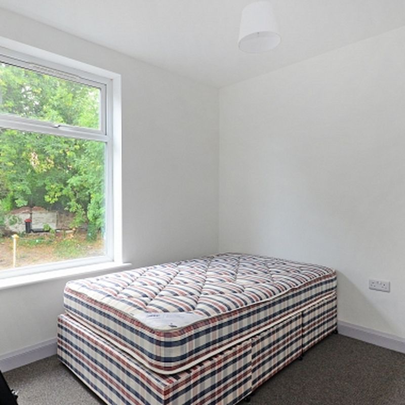 211 City Road - 4 Bed House - Bills Included Student Accommodation Sheffield Park