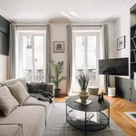 Appartement de 130 m² avec 5 chambre(s) en location à Paris