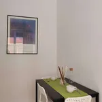 Rent a room in milan