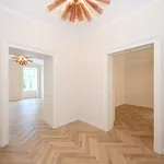 Rent 4 bedroom apartment of 126 m² in Prague