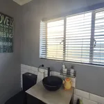 Rent 1 bedroom apartment in Randburg