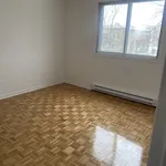  appartement avec 4 chambre(s) en location à Montreal