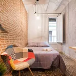 Rent a room of 135 m² in Barcelona