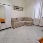 Rent a room in naples