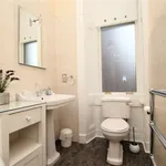 Rent 3 bedroom flat in Scotland