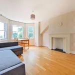 Flat to rent in Jenner Road, Guildford GU1