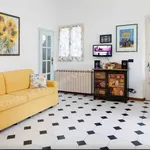 Rent 3 bedroom apartment of 75 m² in Forte dei Marmi