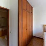 Rent 1 bedroom apartment in Porto