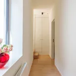 Rent 2 bedroom apartment in Bruxelles