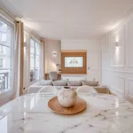 Appartement de 470 m² avec 1 chambre(s) en location à Paris