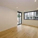 Rent 2 bedroom apartment of 111 m² in Sydney