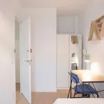 Rent a room of 71 m² in madrid