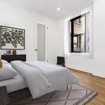 Rent 2 bedroom apartment in Manhattan