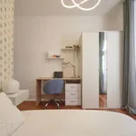 Rent a room of 97 m² in Lisboa