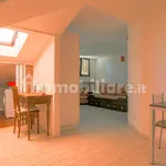 Rent 5 bedroom house of 580 m² in Rome