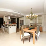 Rent 3 bedroom apartment of 263 m² in Marbella