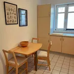 Rent a room of 80 m² in Frankfurt am Main