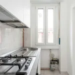 Rent 2 bedroom apartment of 60 m² in Milano