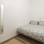 Rent a room in lisbon