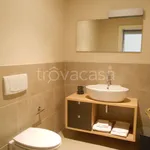 Rent 4 bedroom house of 155 m² in Bogogno