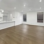 Rent 4 bedroom house in  Craigieburn VIC 3064                        