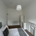 Rent 4 bedroom flat in Edinburgh  South