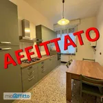 Affitto 2 camera appartamento di 66 m² in Genoa