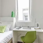 Rent 4 bedroom apartment in lisbon