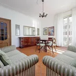 Rent 2 bedroom apartment of 969 m² in Rome