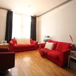 Rent 2 bedroom flat in Glasgow  East