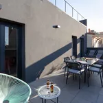 Rent 8 bedroom student apartment of 500 m² in Madrid