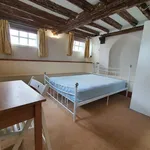 Rent 5 bedroom house in Canterbury