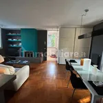 Affitto 5 camera casa di 193 m² in Reggio Emilia