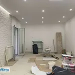 Affitto 3 camera appartamento di 107 m² in Palermo