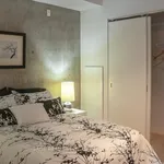 Rent 1 bedroom apartment of 94 m² in Toronto (Niagara)