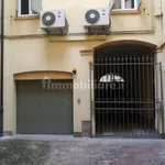 Rent 3 bedroom apartment of 90 m² in Modena