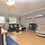 Rent 2 bedroom flat in Woking