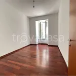 Rent 2 bedroom apartment of 52 m² in Milano