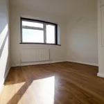 Rent 4 bedroom house in Borough of Runnymede