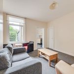 Rent 5 bedroom flat in South East England