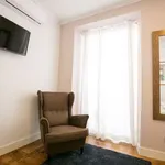 Rent a room in lisbon