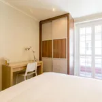 Rent a room in lisbon