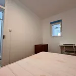 Rent a room in lisbon