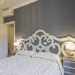 Rent 2 bedroom apartment of 90 m² in Florence