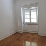 Rent 4 bedroom apartment of 144 m² in Lisbon